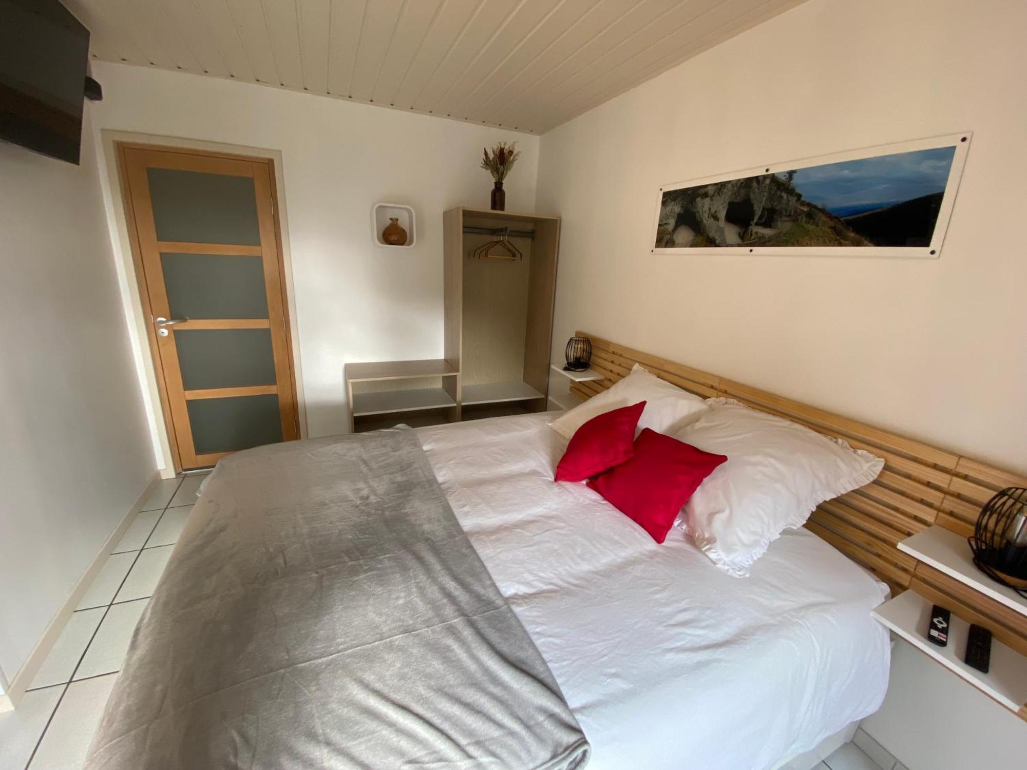 L'Oustal Des Domes Hotel Орсин Екстериор снимка